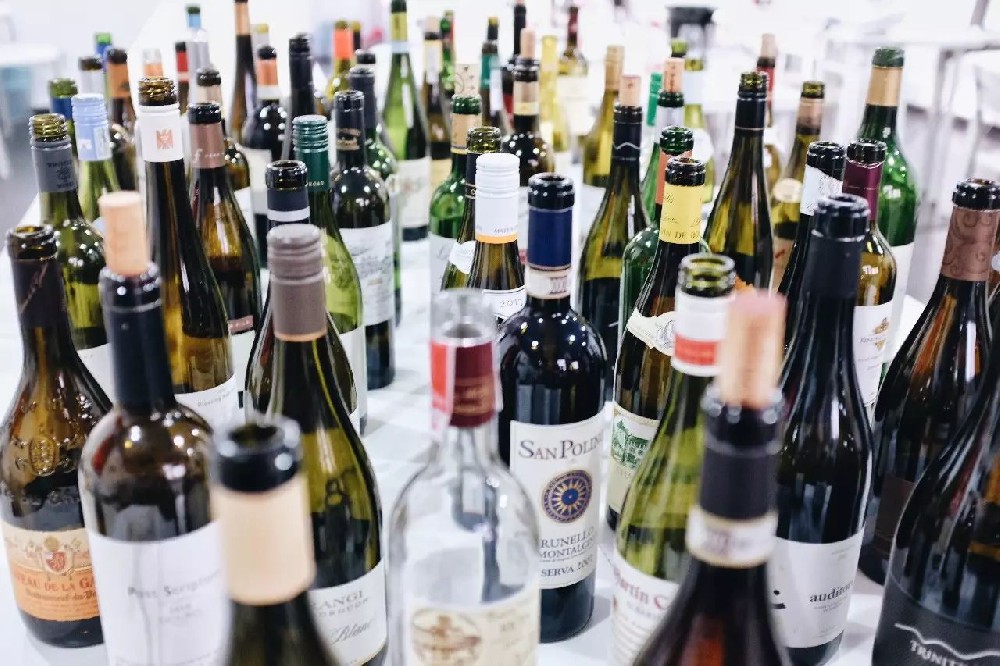 酒局上最常见的11种葡萄酒爱好者